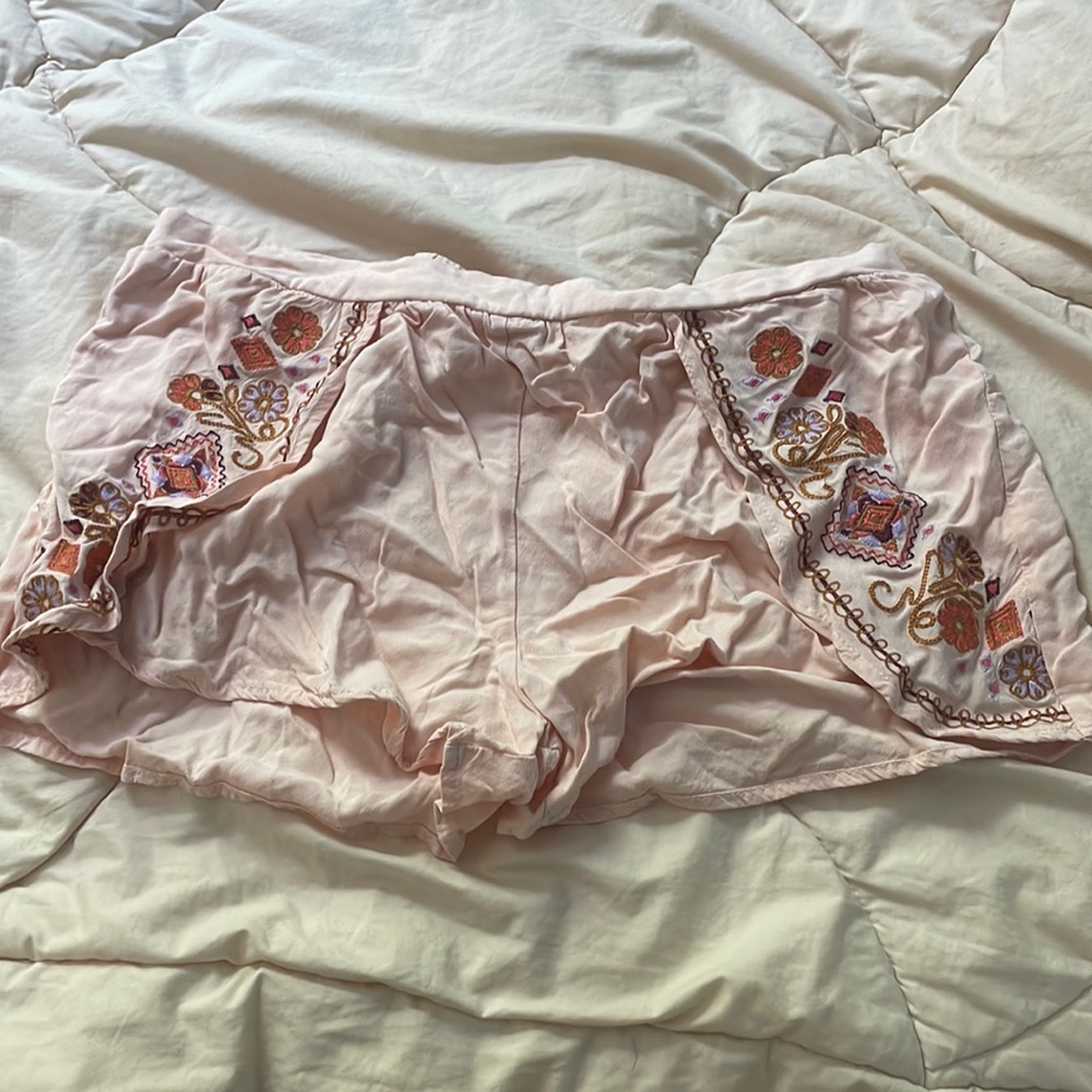 Sky and Sparrow Shorts